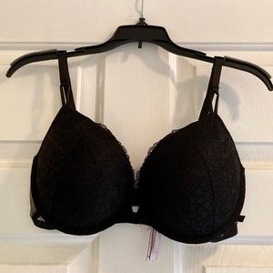 Victoria’s Secret Black Lace Push-Up Bra Your Favorite Every Day Bra